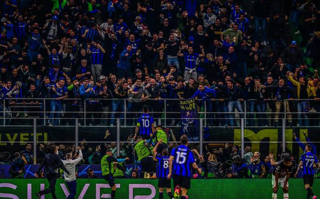 集装箱船 container-shipping