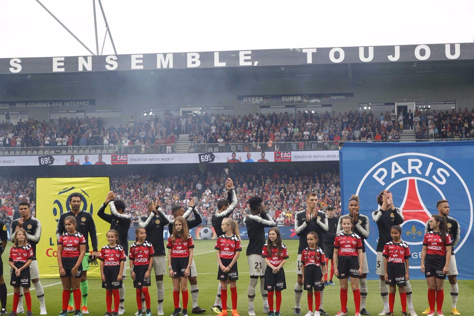 MQ1630 2525 Four Links Mobile Portal Crane 四连杆港口门座起重机 -Jim Leahy 0086 15026519060